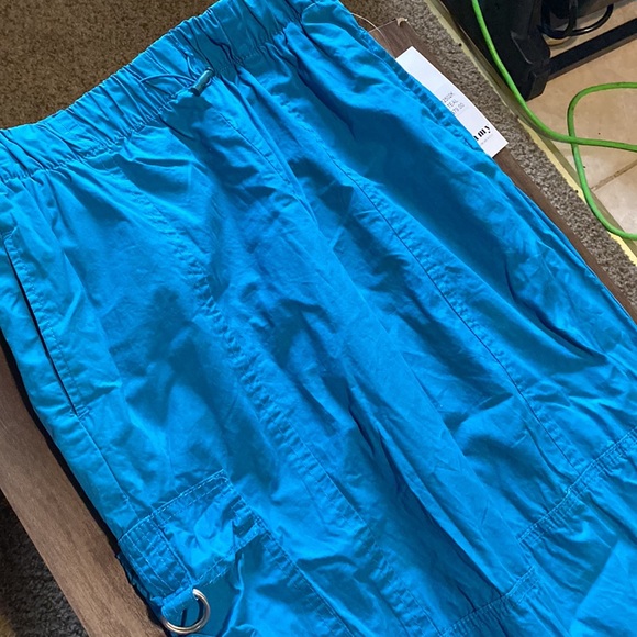 Pants - Picture 3 of 4